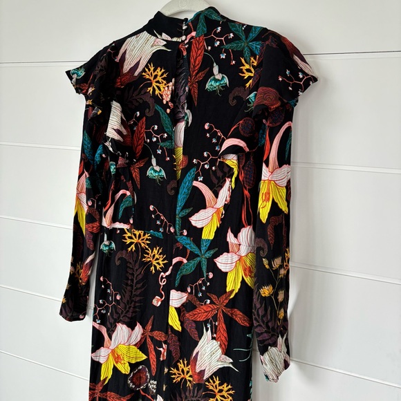 H&M Floral Sheath Dress with Mandarin Collar and Long Flutter Sleeves Size 4 - Picture 7 of 14